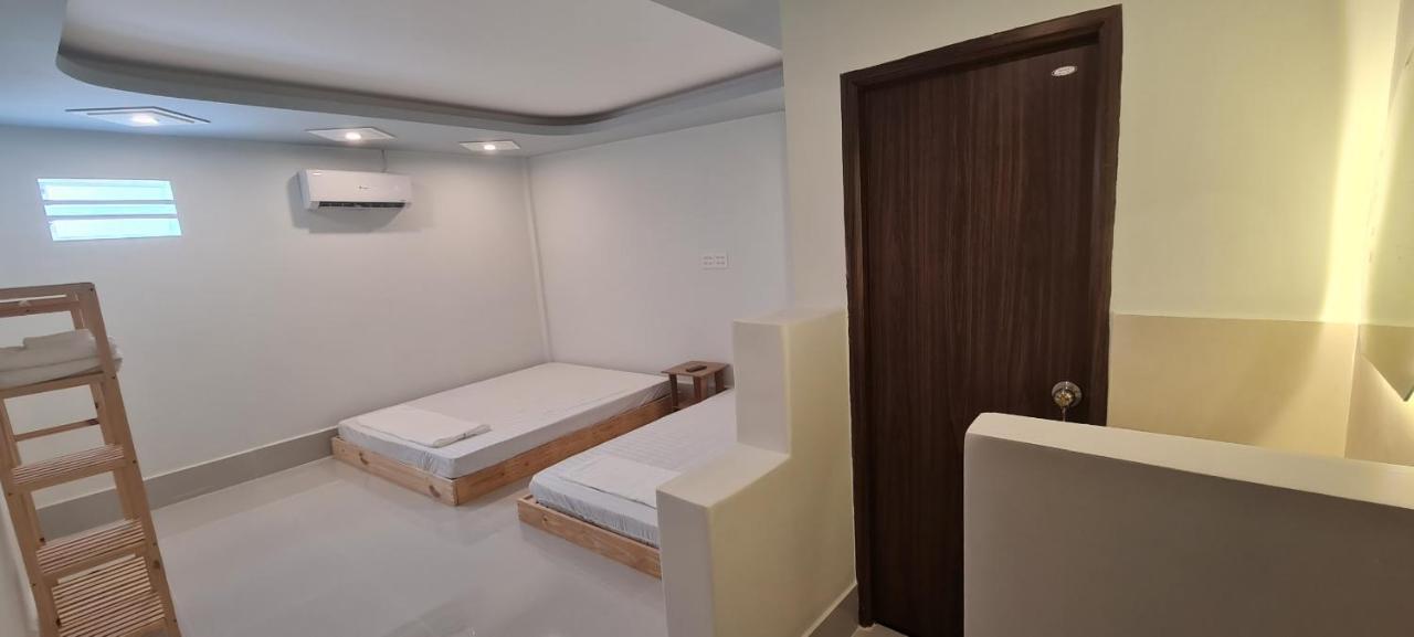 芹苴Grandma House公寓 外观 照片