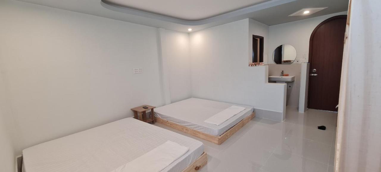 芹苴Grandma House公寓 外观 照片